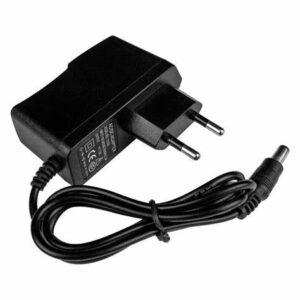 Fonte Chaveada  Bivolt 100 ~ 240 V  c/ LED indicador  Plug P-4