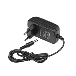Fonte Chaveada  Bivolt 100 ~ 240 V  Plug P-4